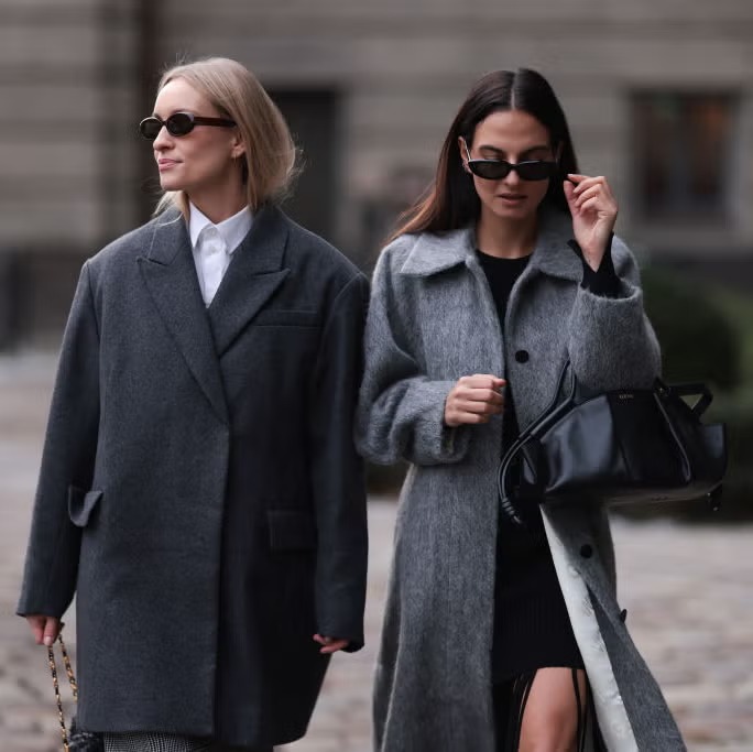 Oval Coat